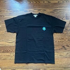 MONITALY MADE IN LA CROCHET FLOWER SHORT SLEEVE SHIRT IN BLACK SIZE XL